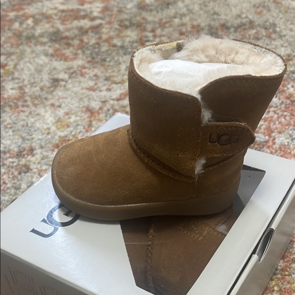 Chestnut brown UGGs boots